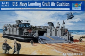 TRUMPETER 1/144 00107 USN LANDING CRAFT AIR CUSHION